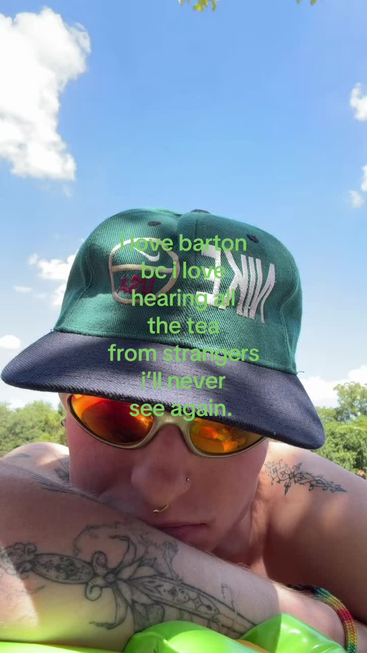@🫂
