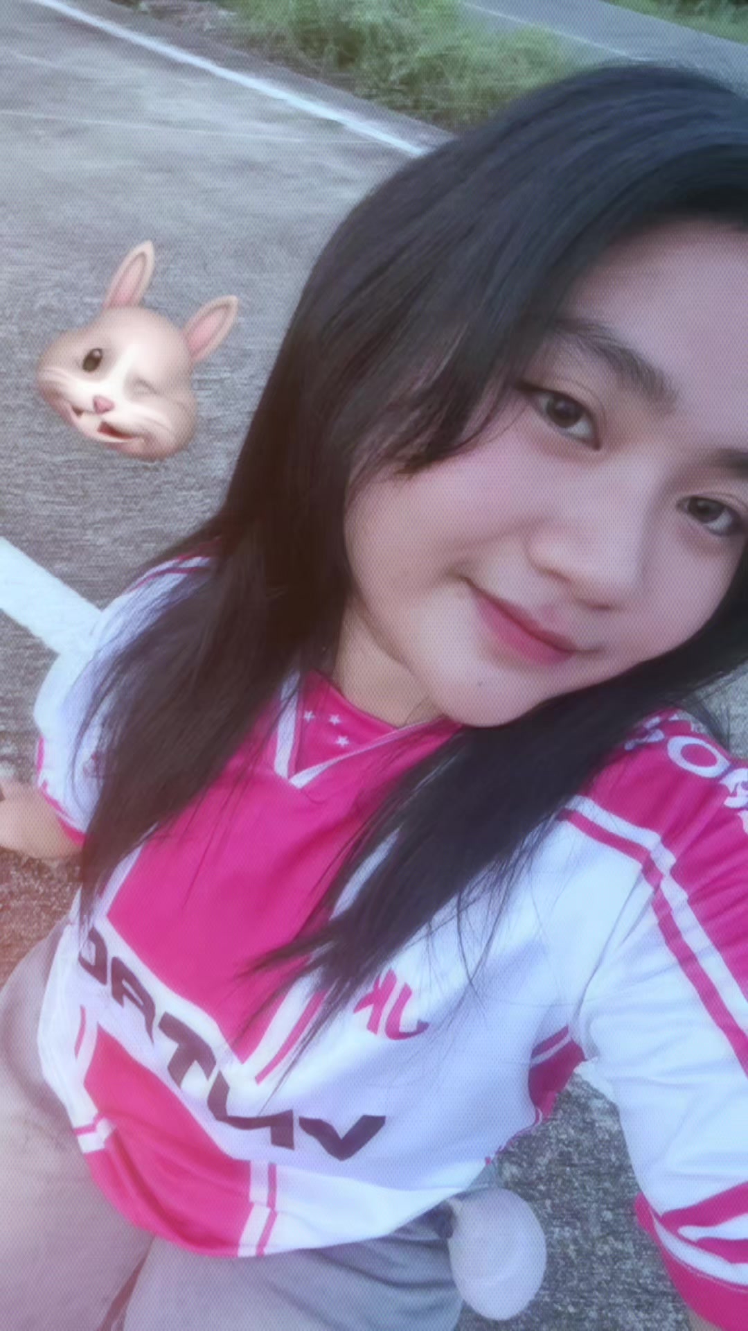 @မုန်းမြို့သူ🍀☺️