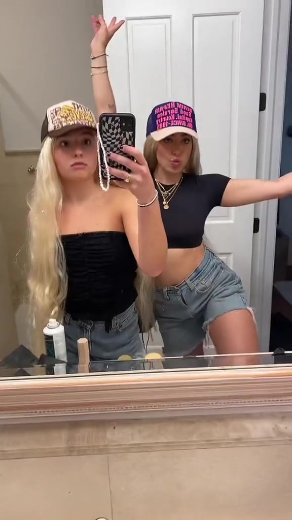 @OliviaFartz😭✋🏼🌬