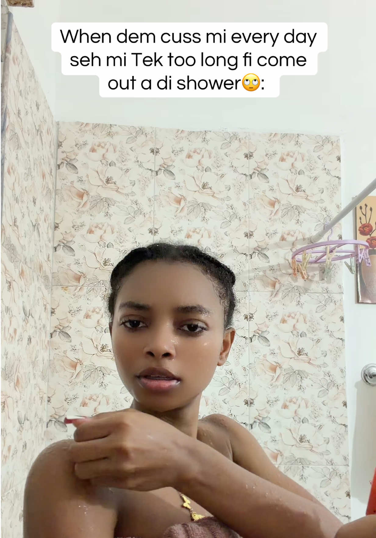 @𝐓𝐡𝐞𝐑𝐞𝐚𝐥𝐑𝐢𝐚𝐚💜