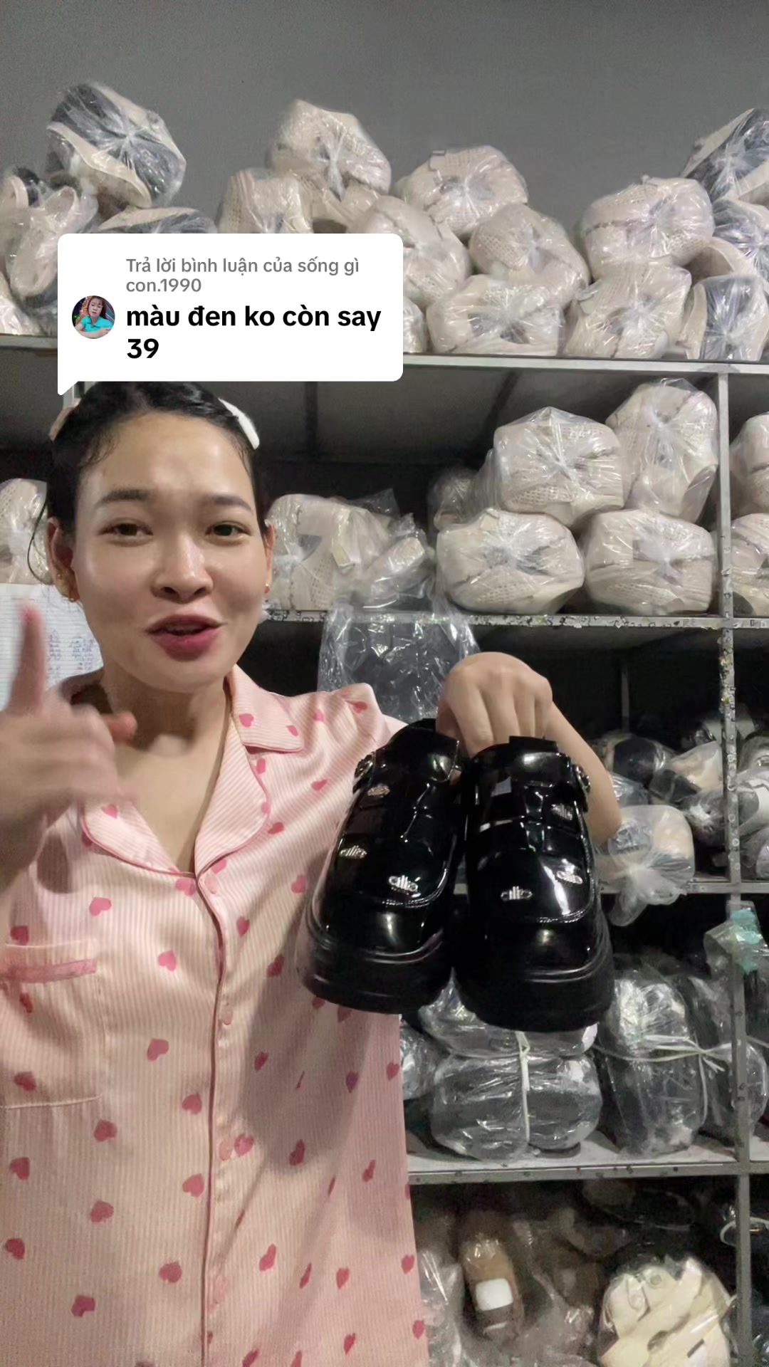 @Giày Hồng xiêm