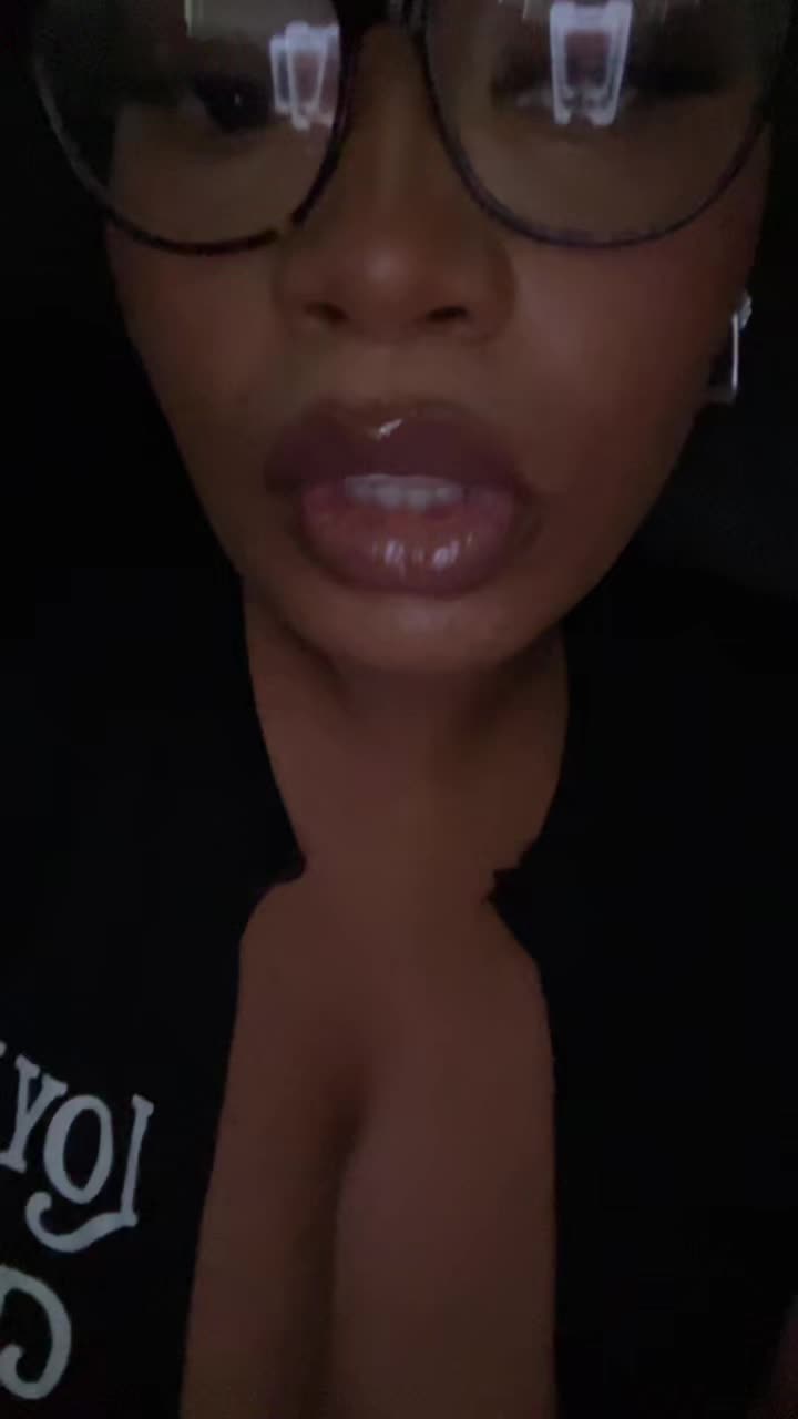 @Lala