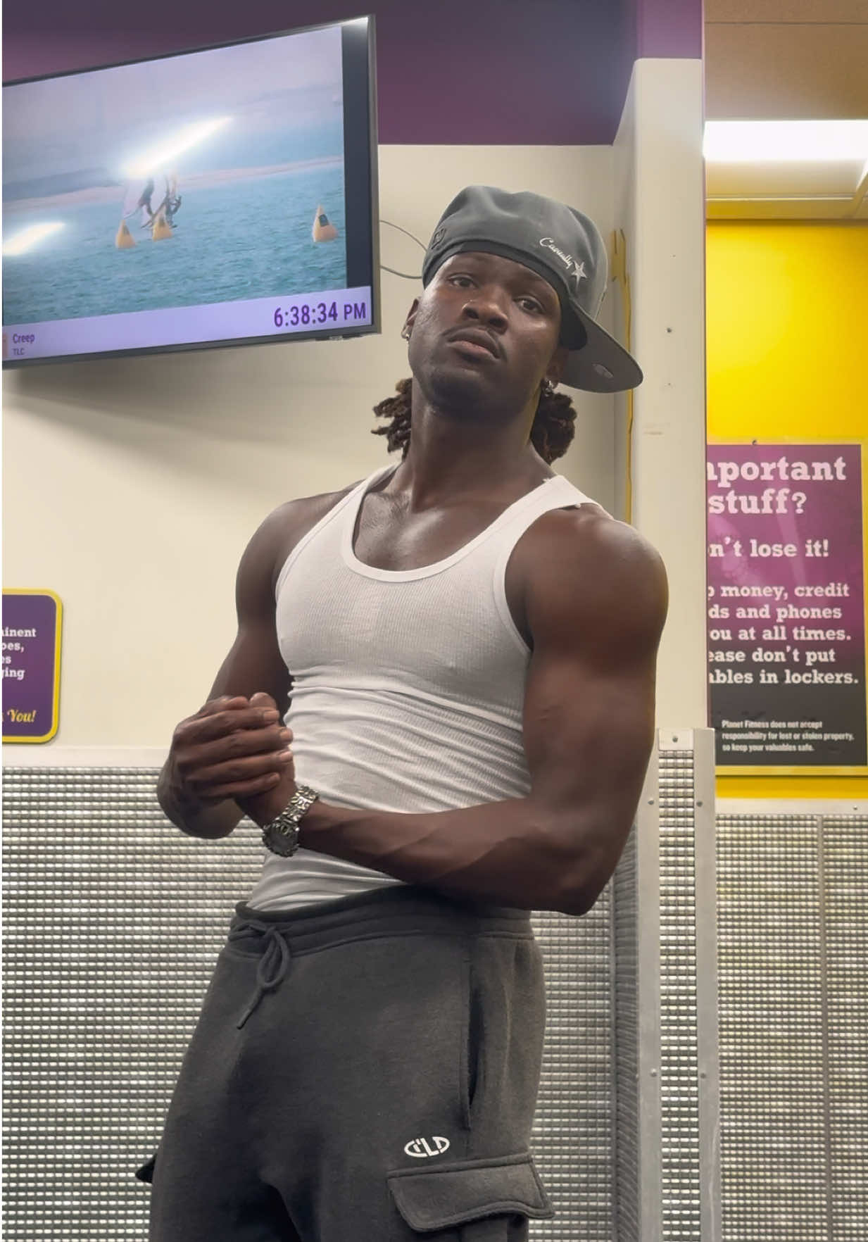 @CasuallyReggie