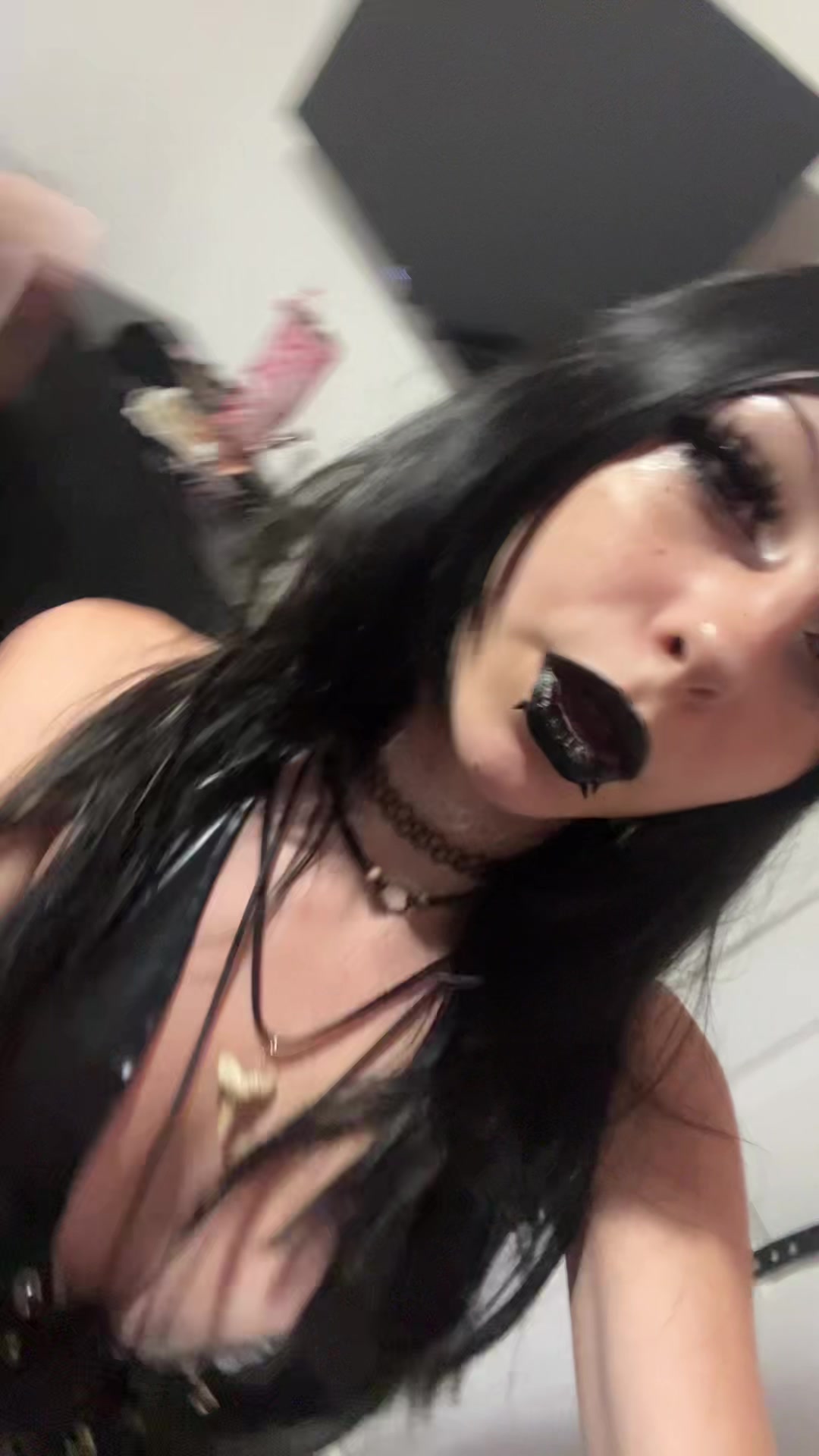 @≽^•༚• ྀི≼