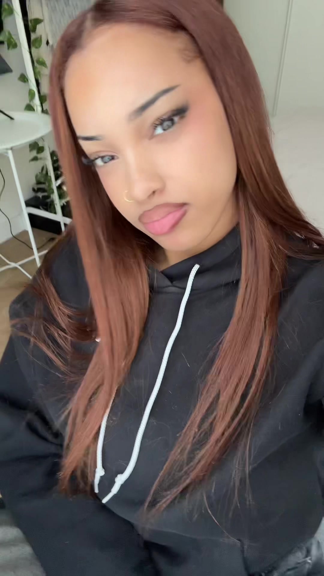 @A&iuml;cha.akss
