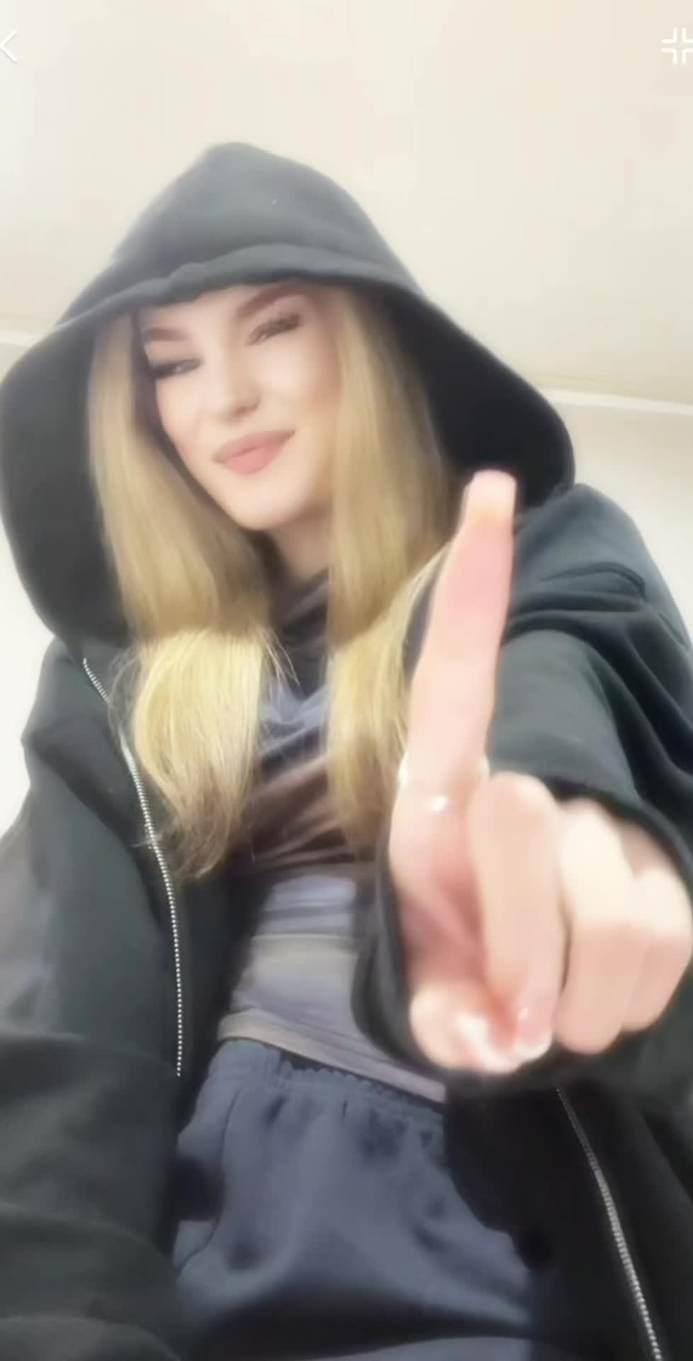 @𝒶𝒶𝓁𝒾𝓎𝒶𝒽