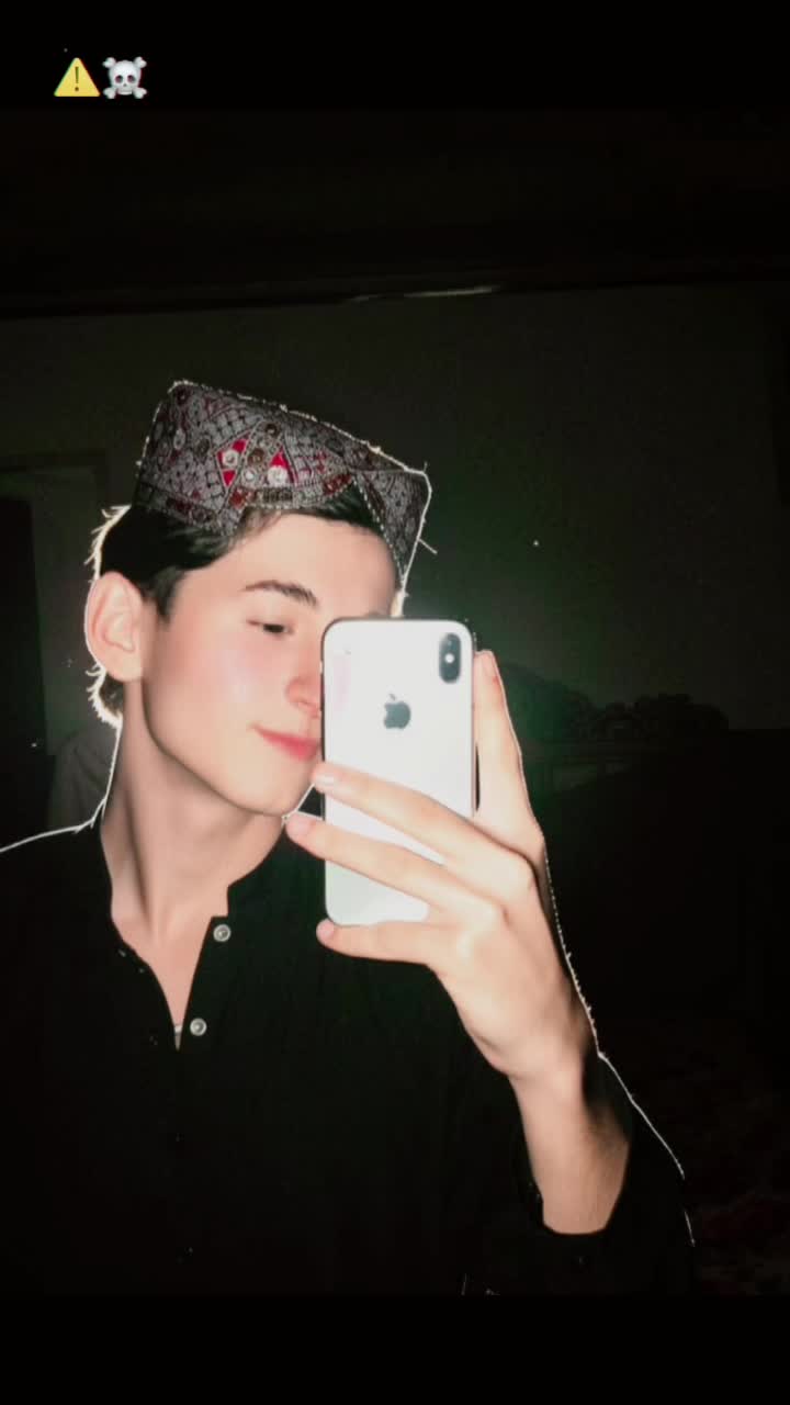 @BIlALKHAN 🇧🇹. 377. 🇧🇹