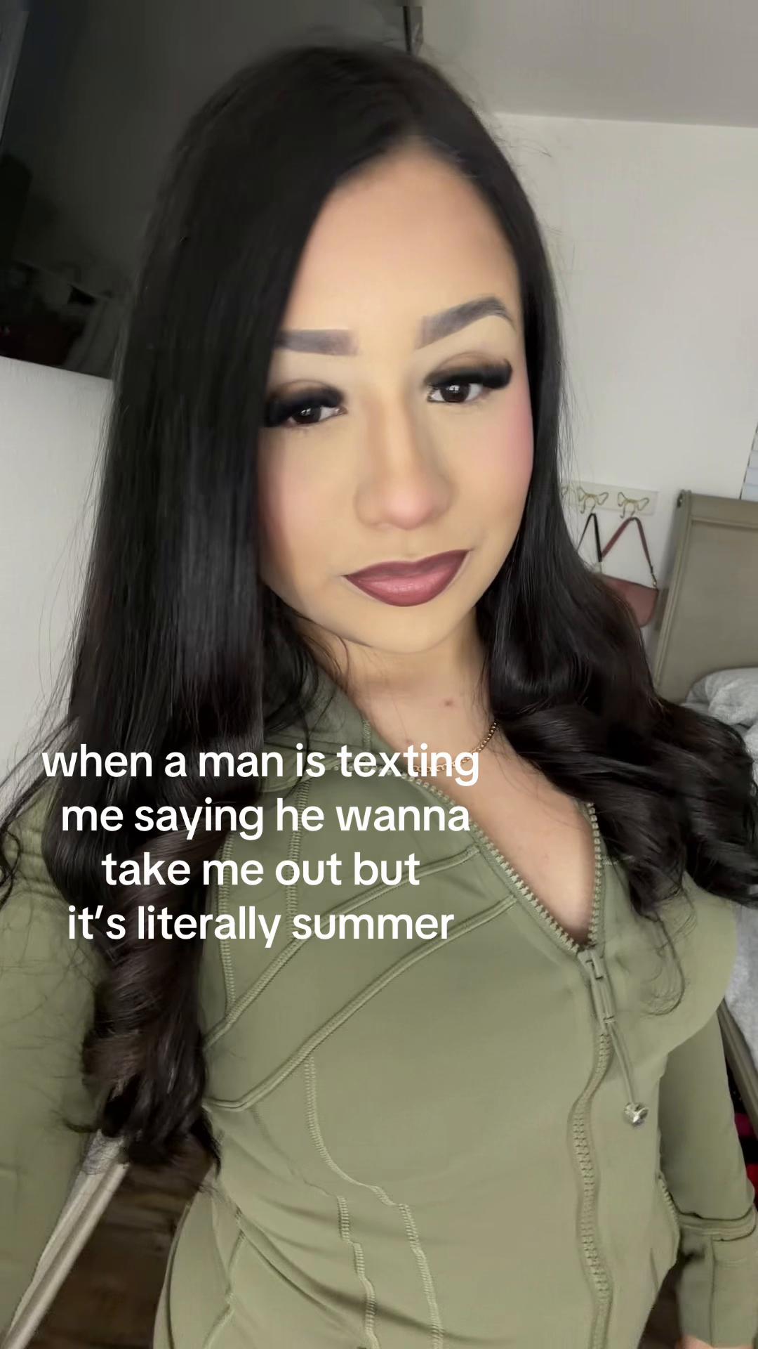 @bella