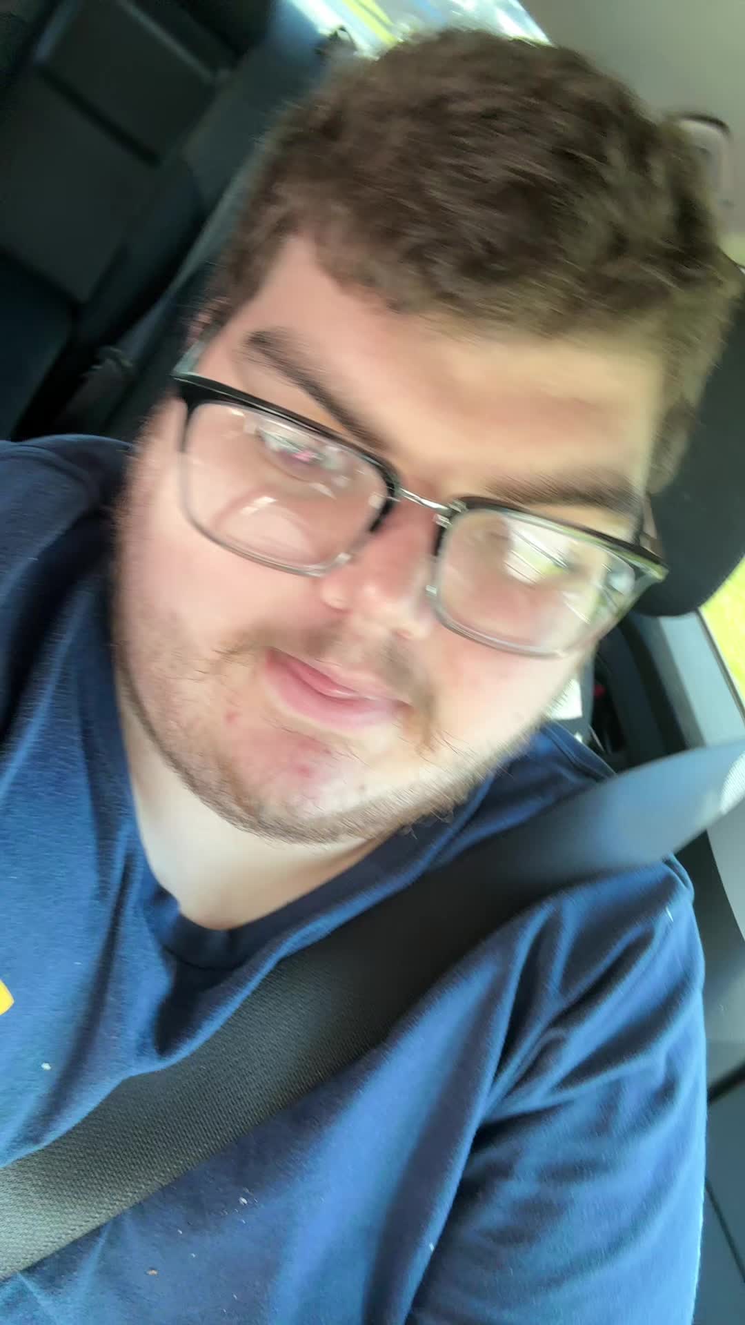 @Louiethefox1234 🍩