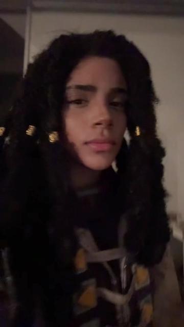 @V4NE