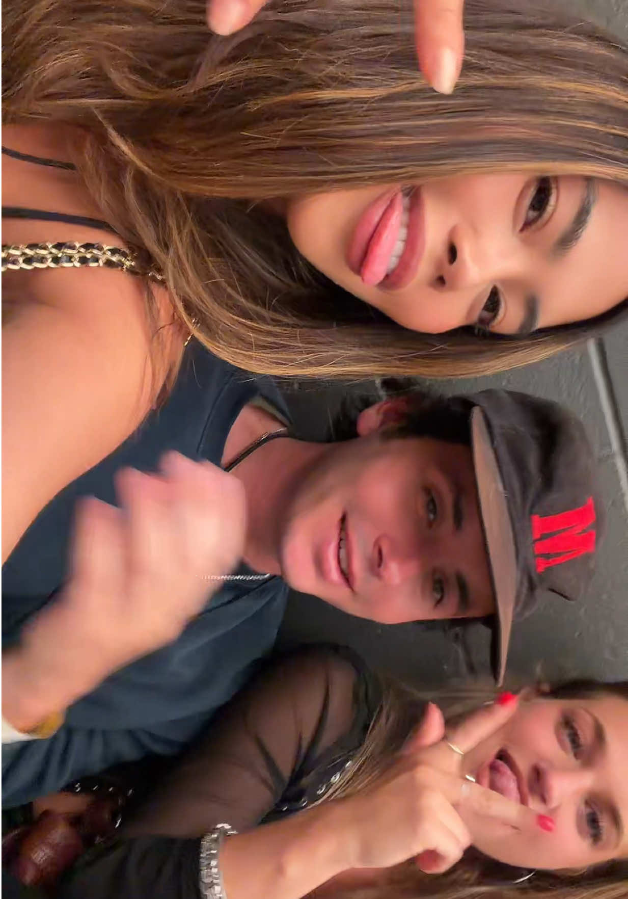 @kelsyyfranco