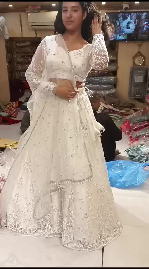 @subhalaxmi saree  calecsoin