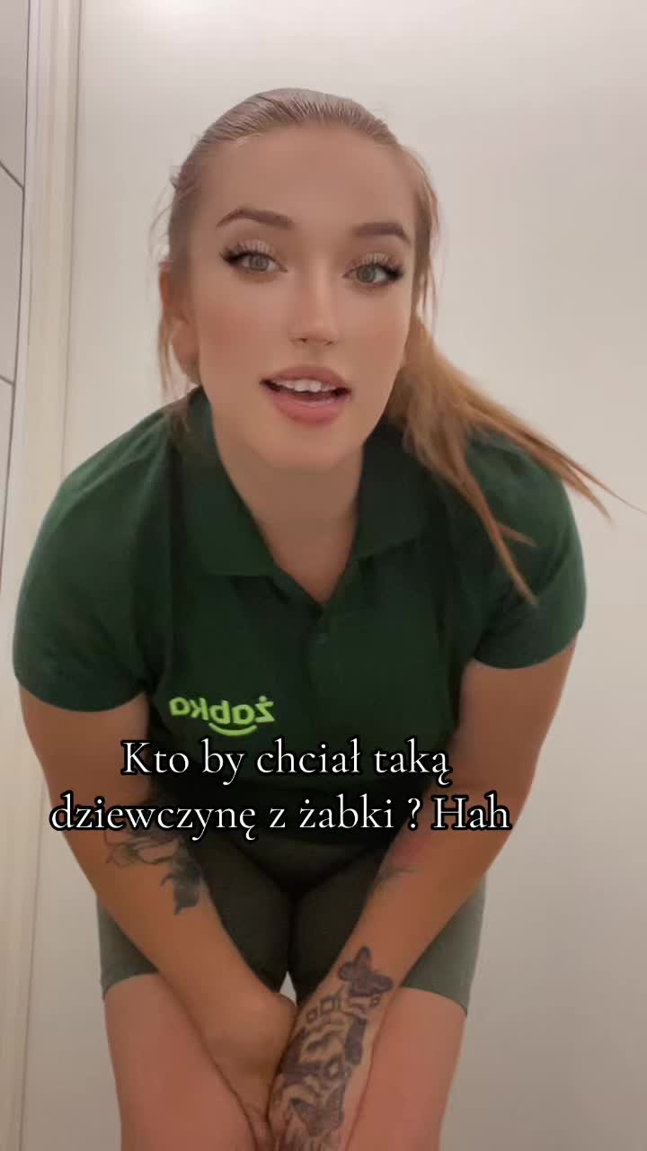 @Karmelciaaa_