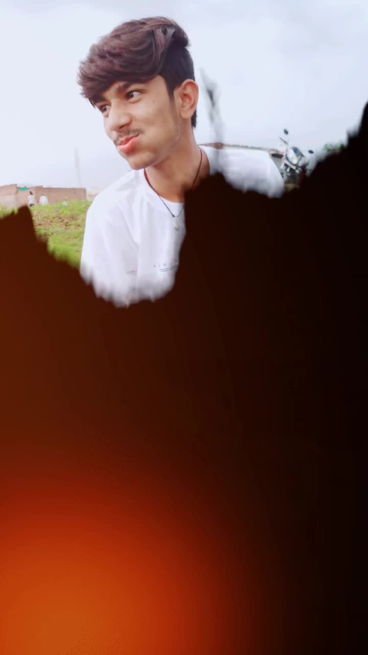 @आपलाच मित्र हर्ष 😊