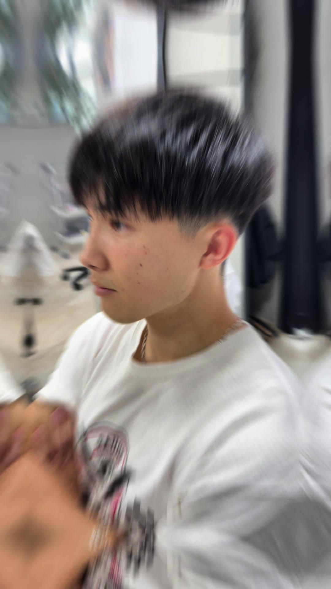 @としき