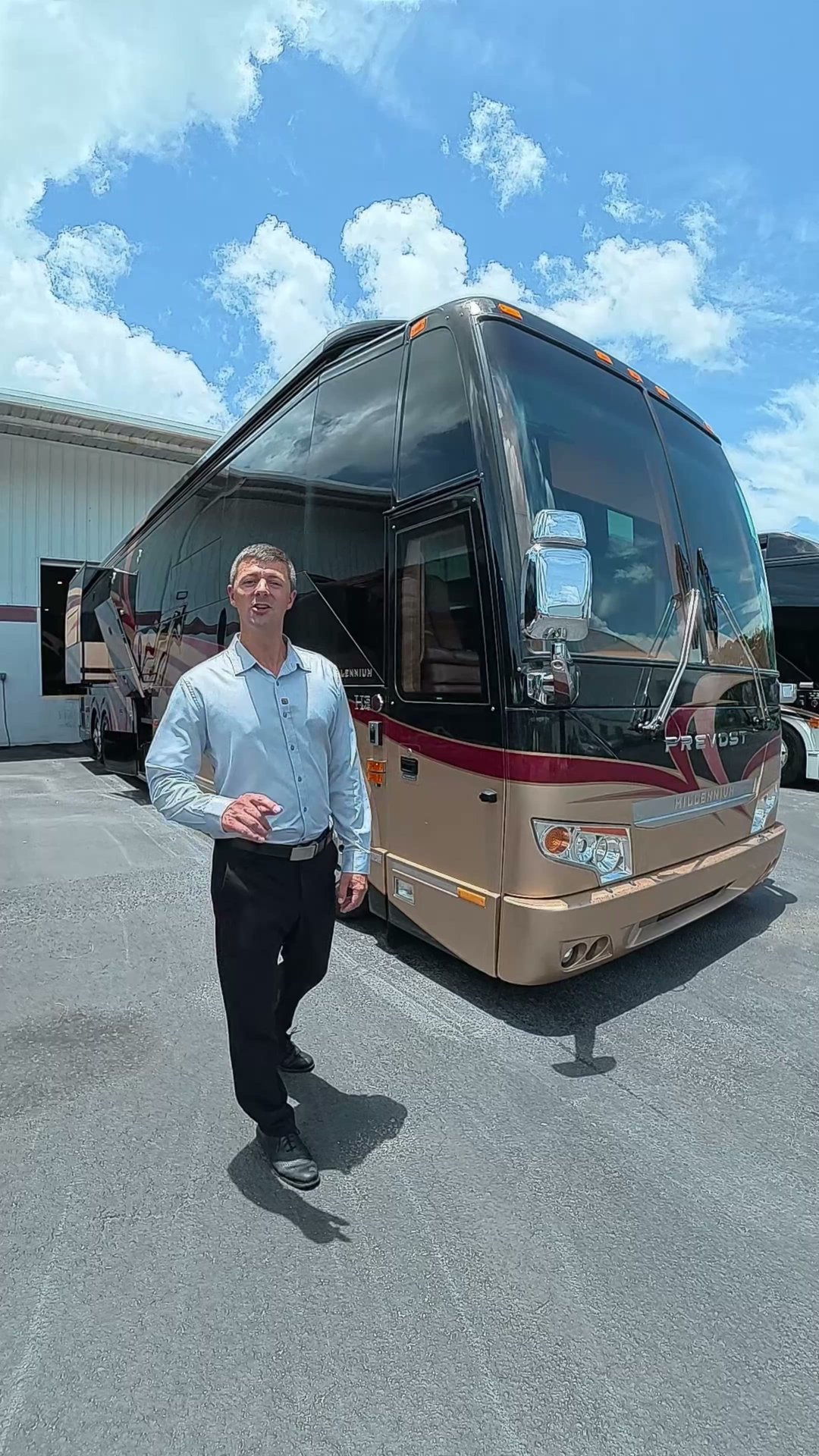 @the_motorcoach_store