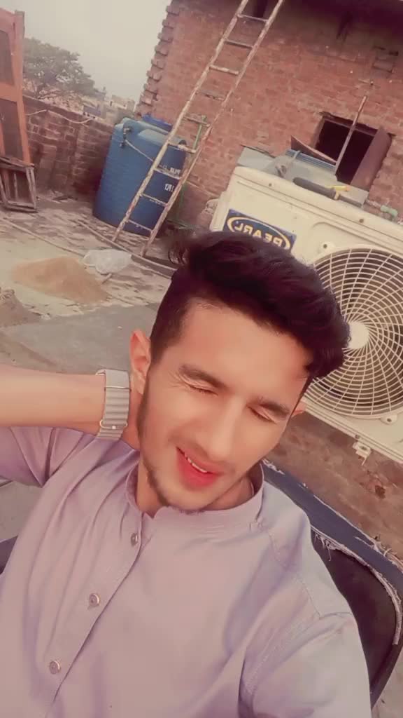 @Ajnabi Larka 🔥☠️