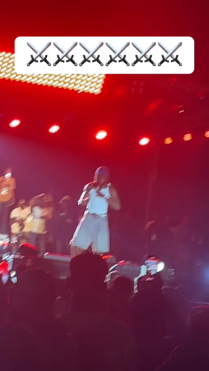 @Sakone le célèbre ❤️🎊