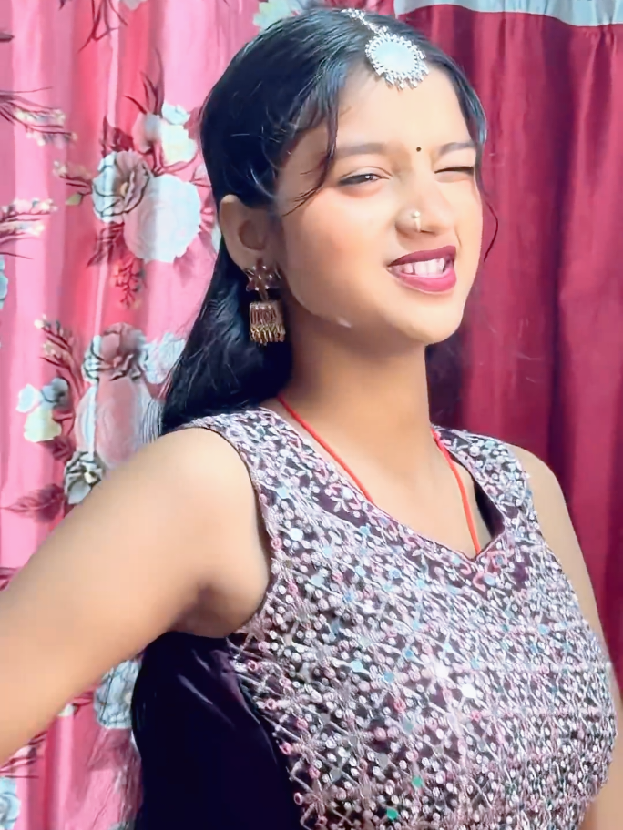 @Bhojpuri Dancer🔥