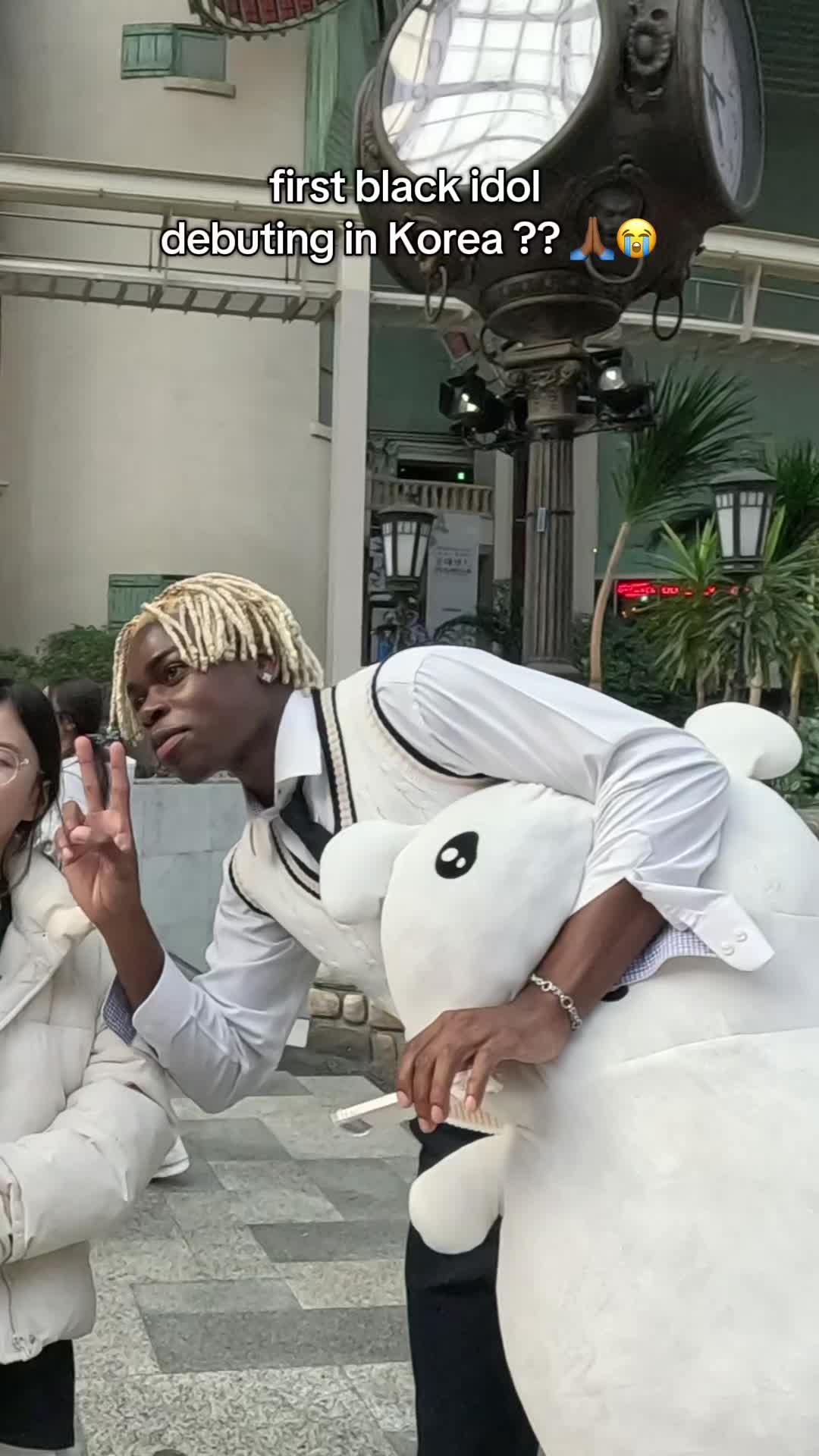 @Peek