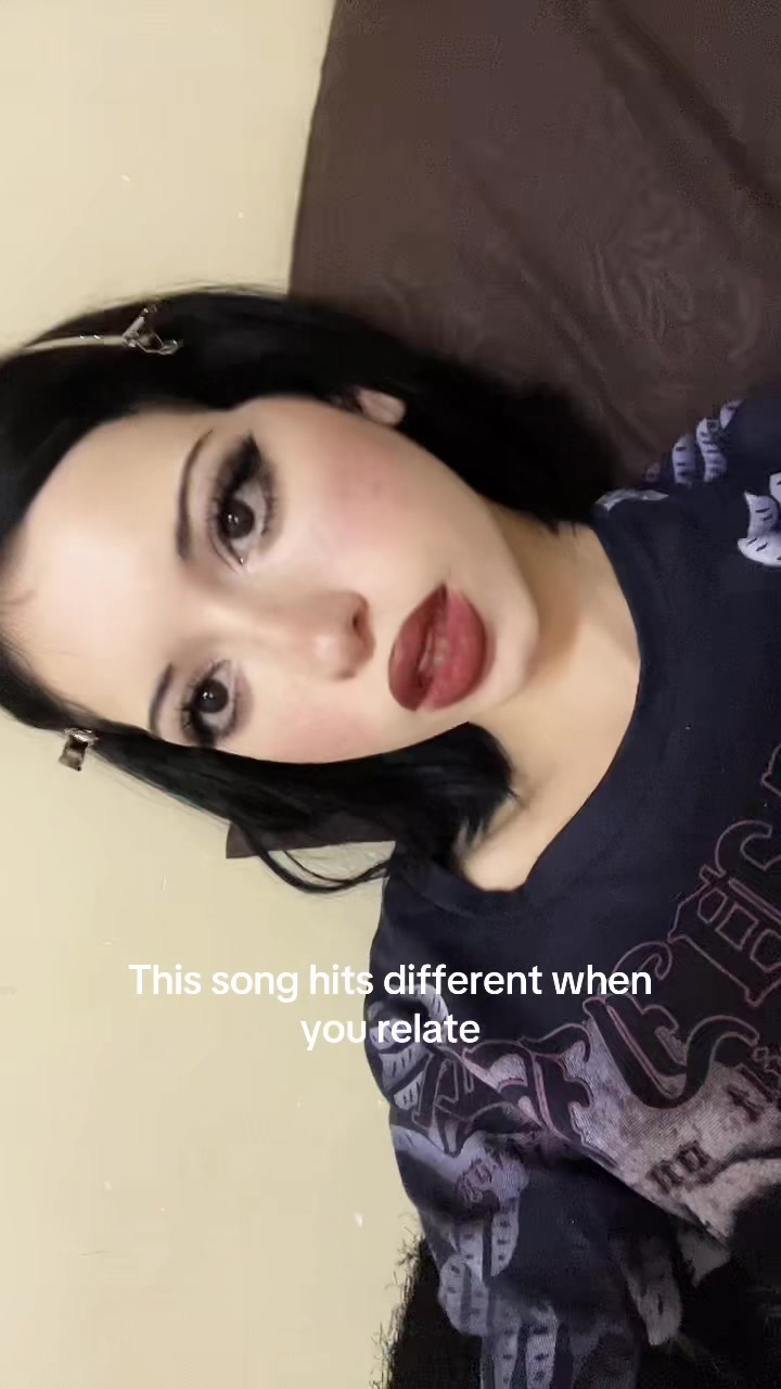 @ᚾᚨᛞᛁᚾᛖ