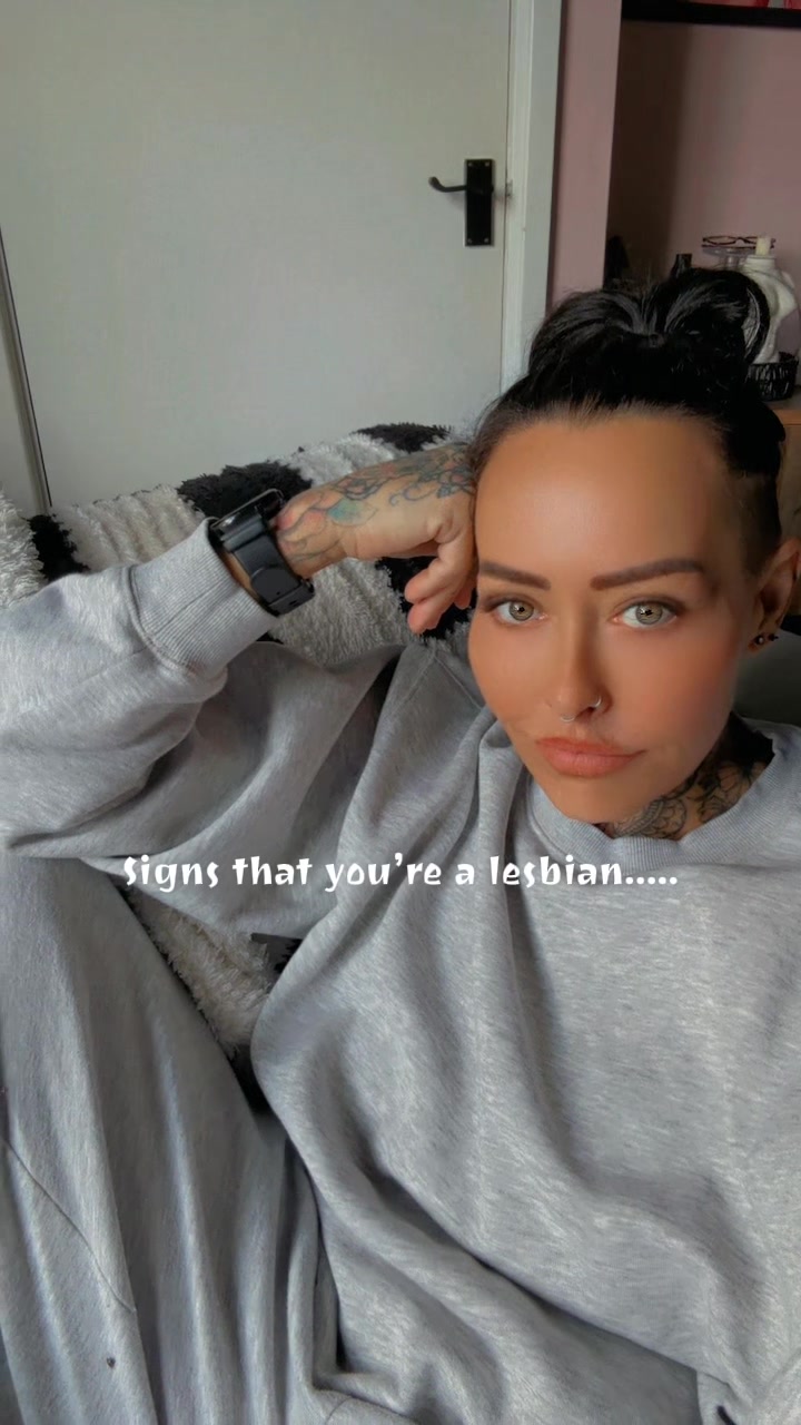 @Tallie🖤🏳️🌈