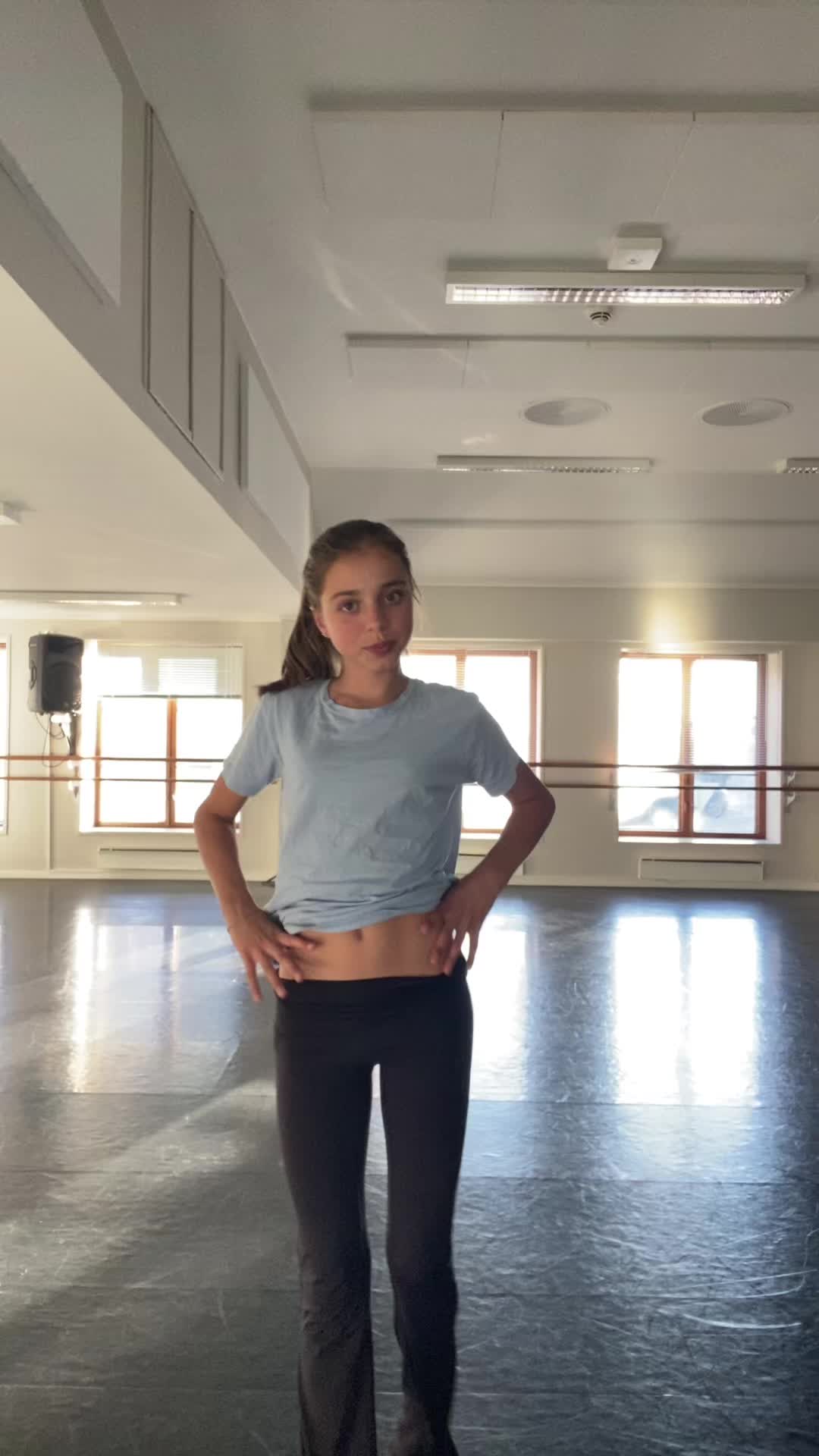 @𝓎𝑒𝓋𝒶