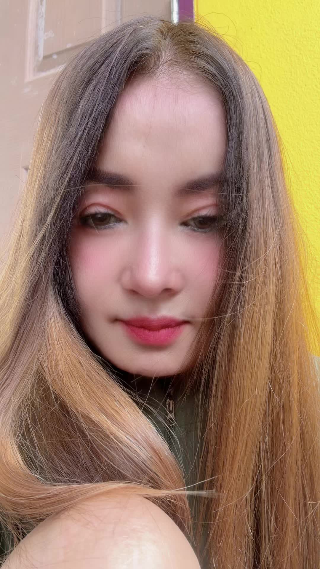 @Natalie🇹🇭🇬🇧