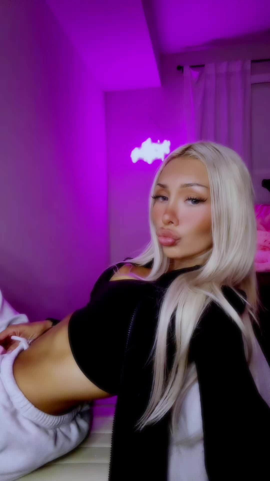 @audreybaby