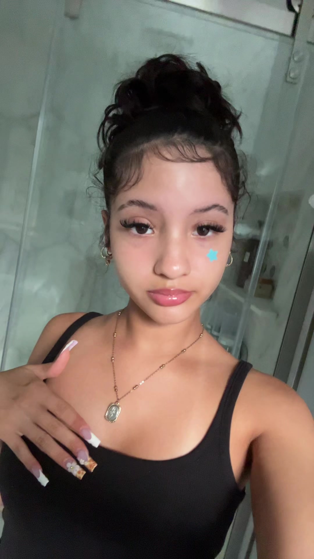 @naomiiii