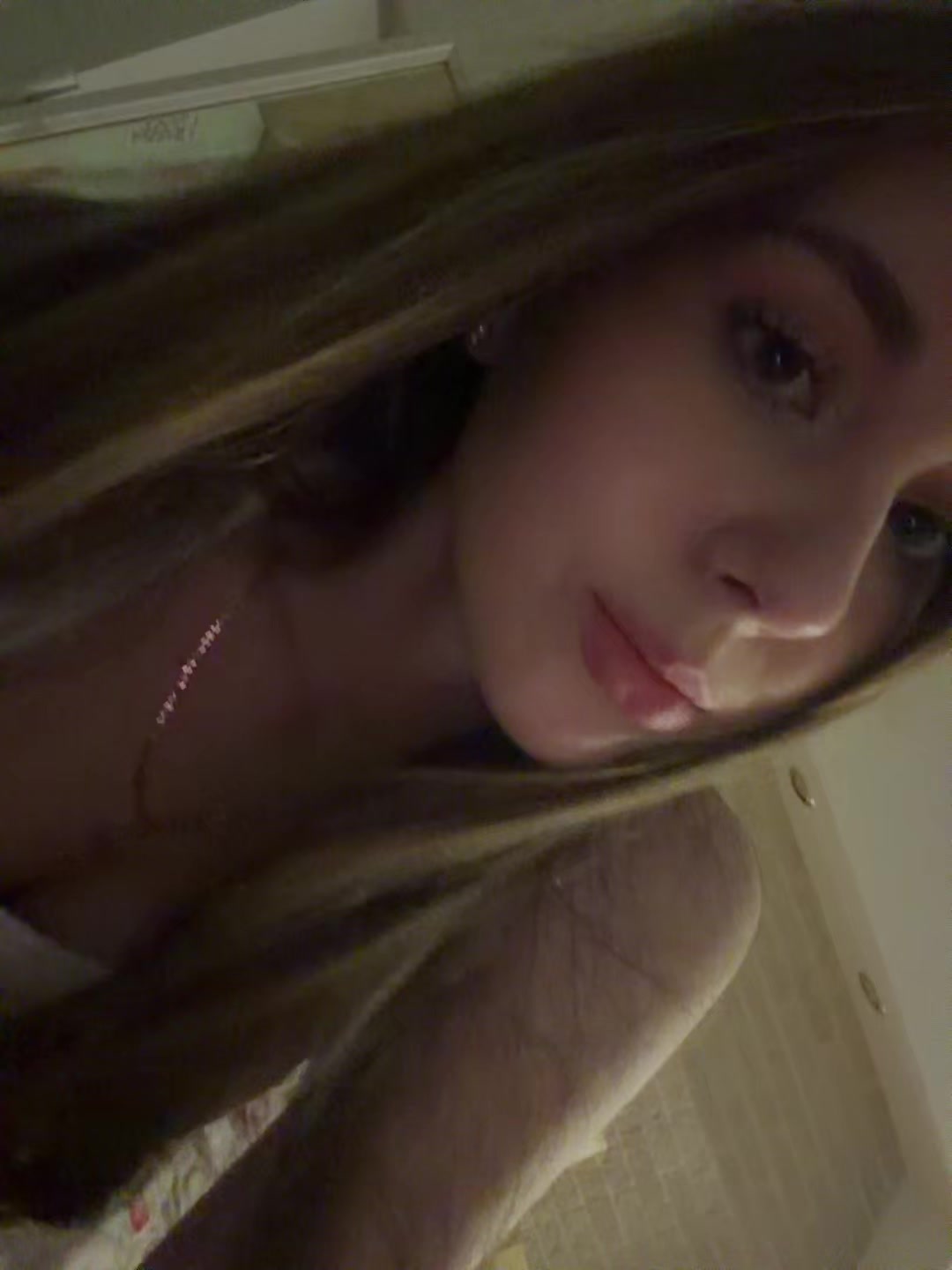 @alína
