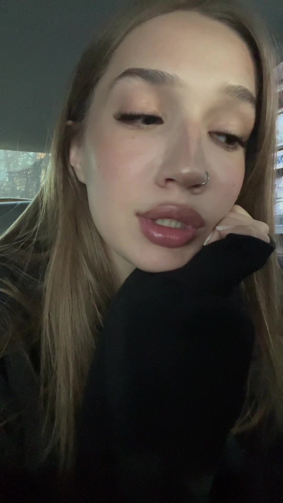 @соня я