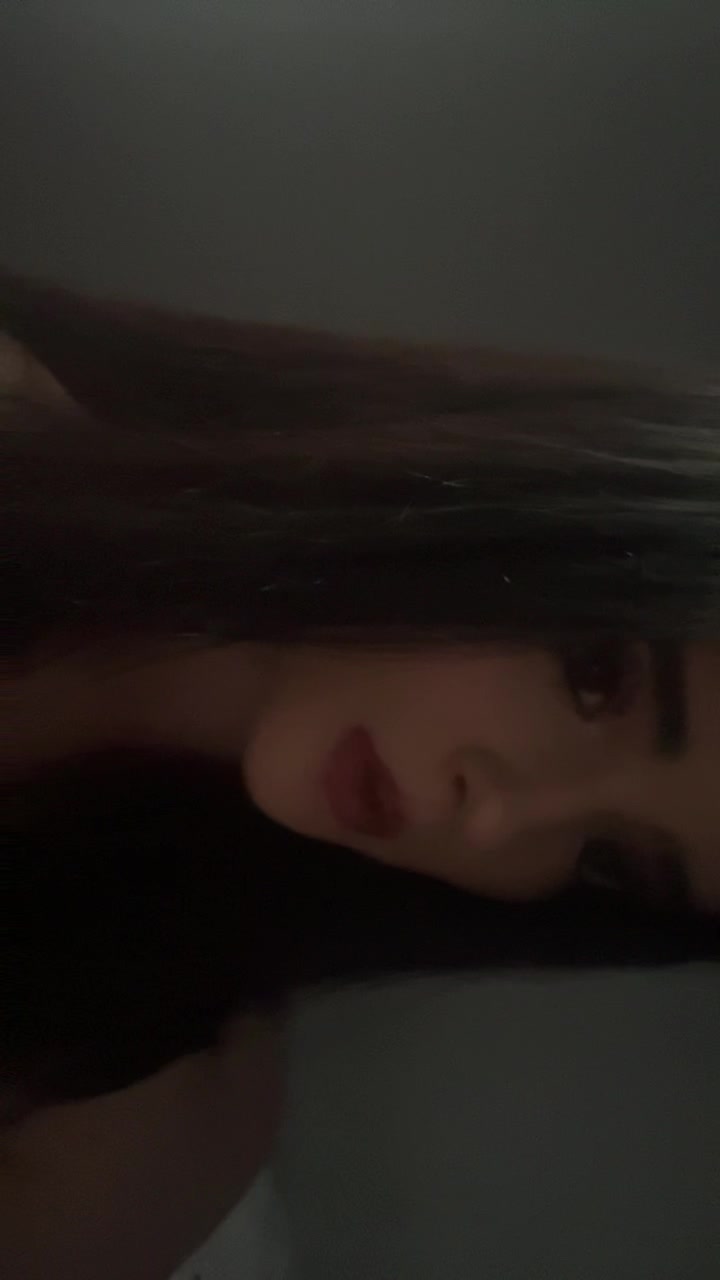 @️🦢