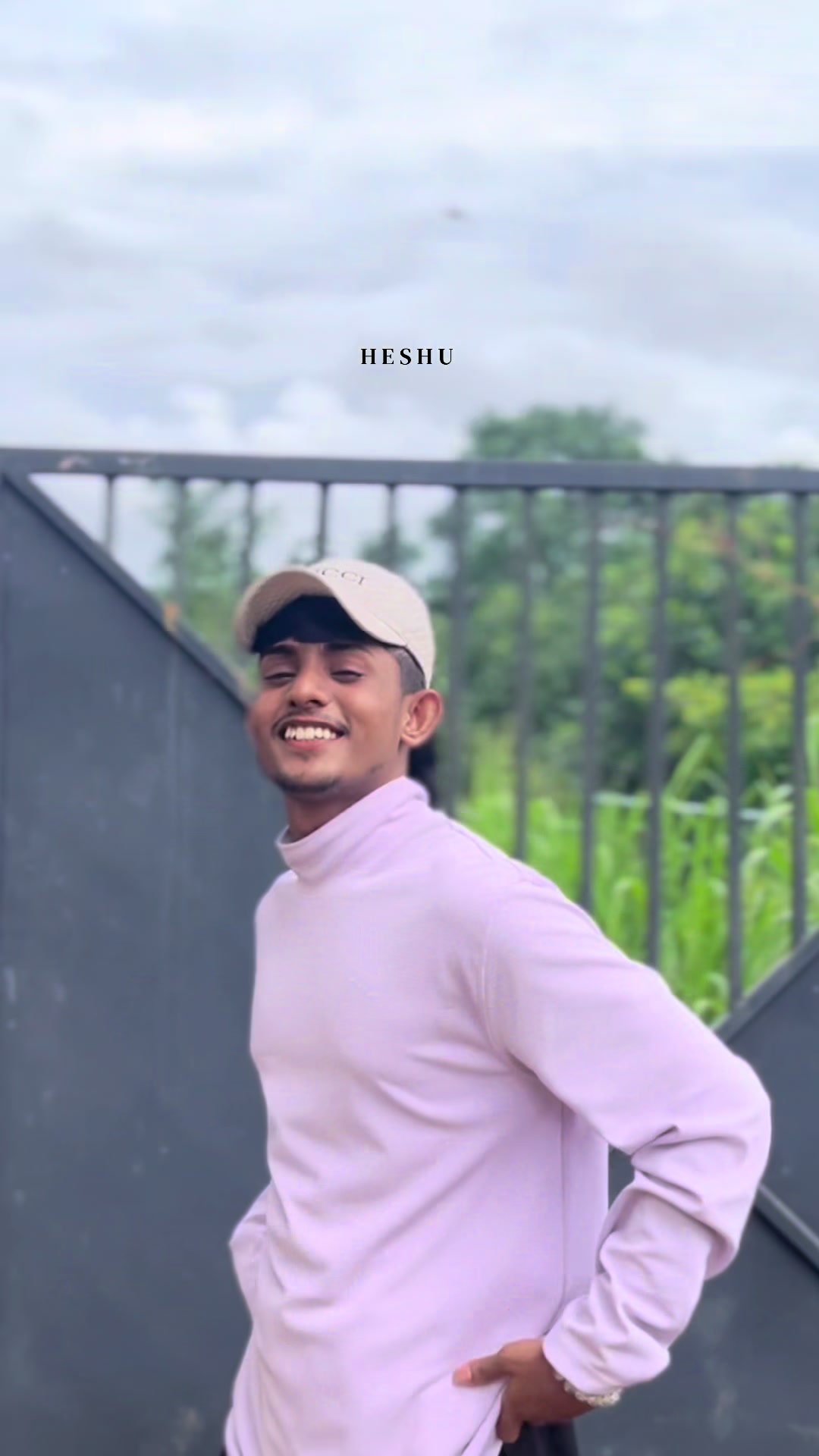 @H E S H U 💋🥂
