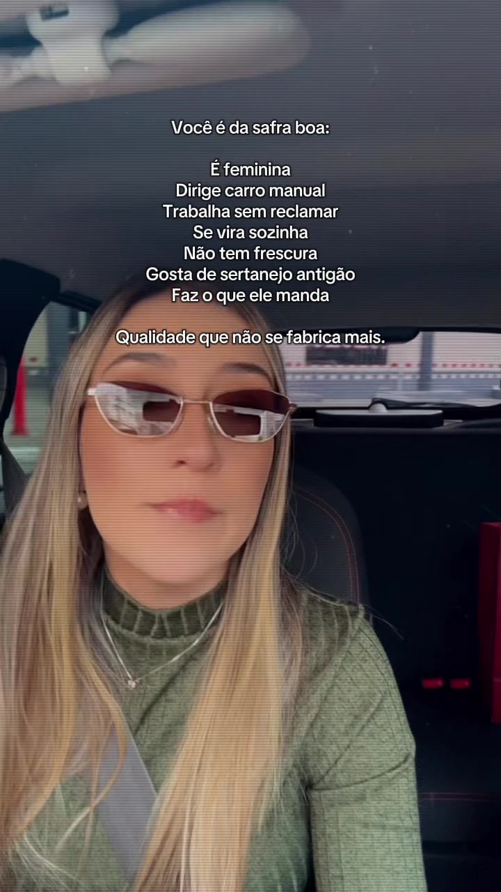 @celena_tavares