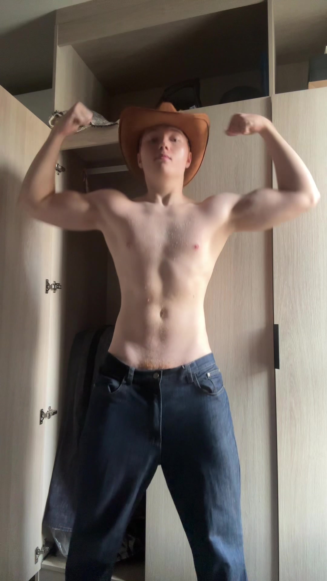 @๐๐๐ก๐ ๐๐ก ๐๐๐ข