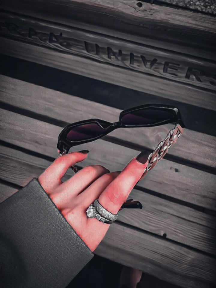 @𝄟≛⃝ʙͥɪʏͣᴀͫ i