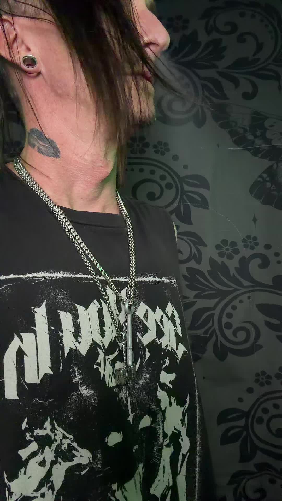 @𝒯𝑜𝓍𝒾𝒾𝒸𝐻𝓊𝓈𝓀𝓎𝒳𝐼𝐼𝐼