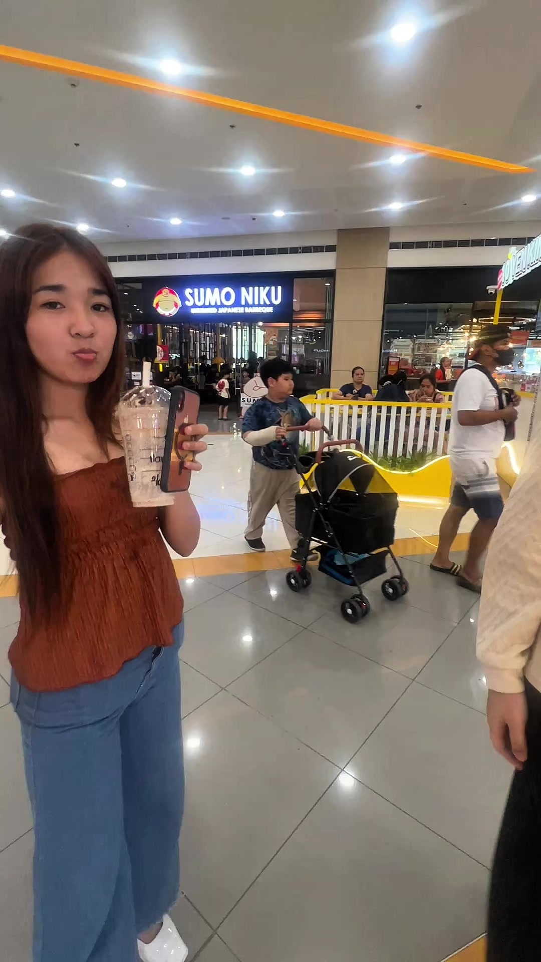@Bella C
