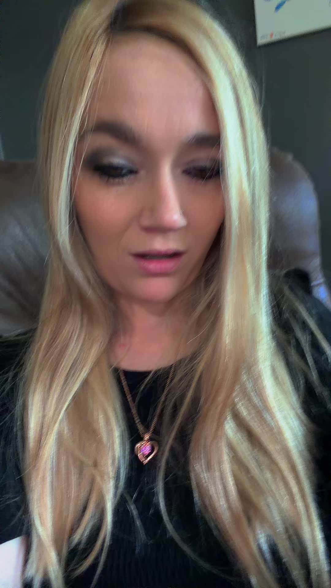 @Halee