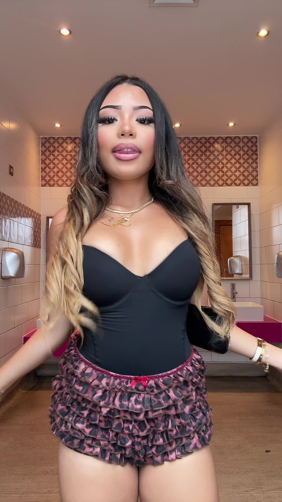 @anjelix2