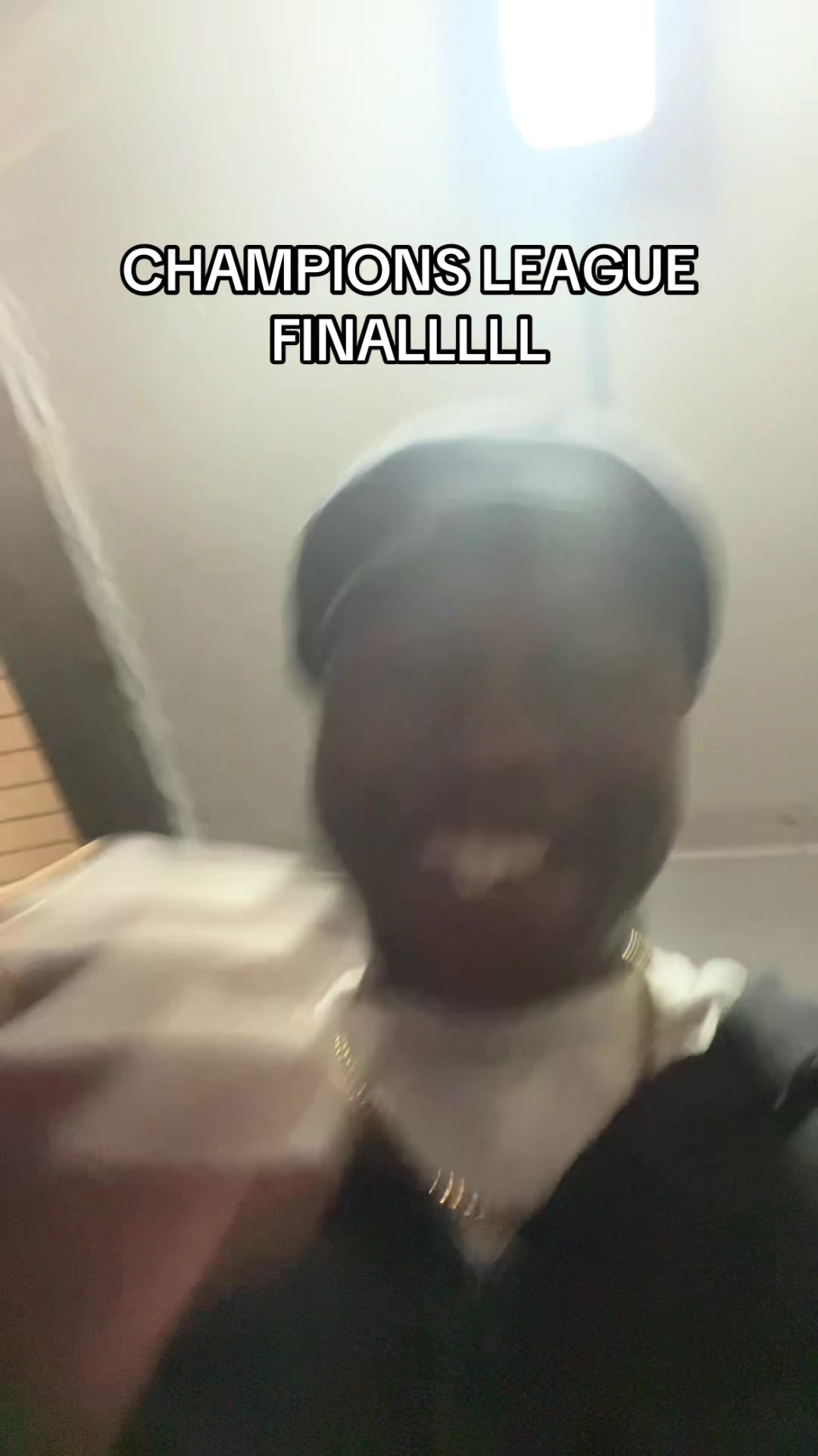 @JMobz