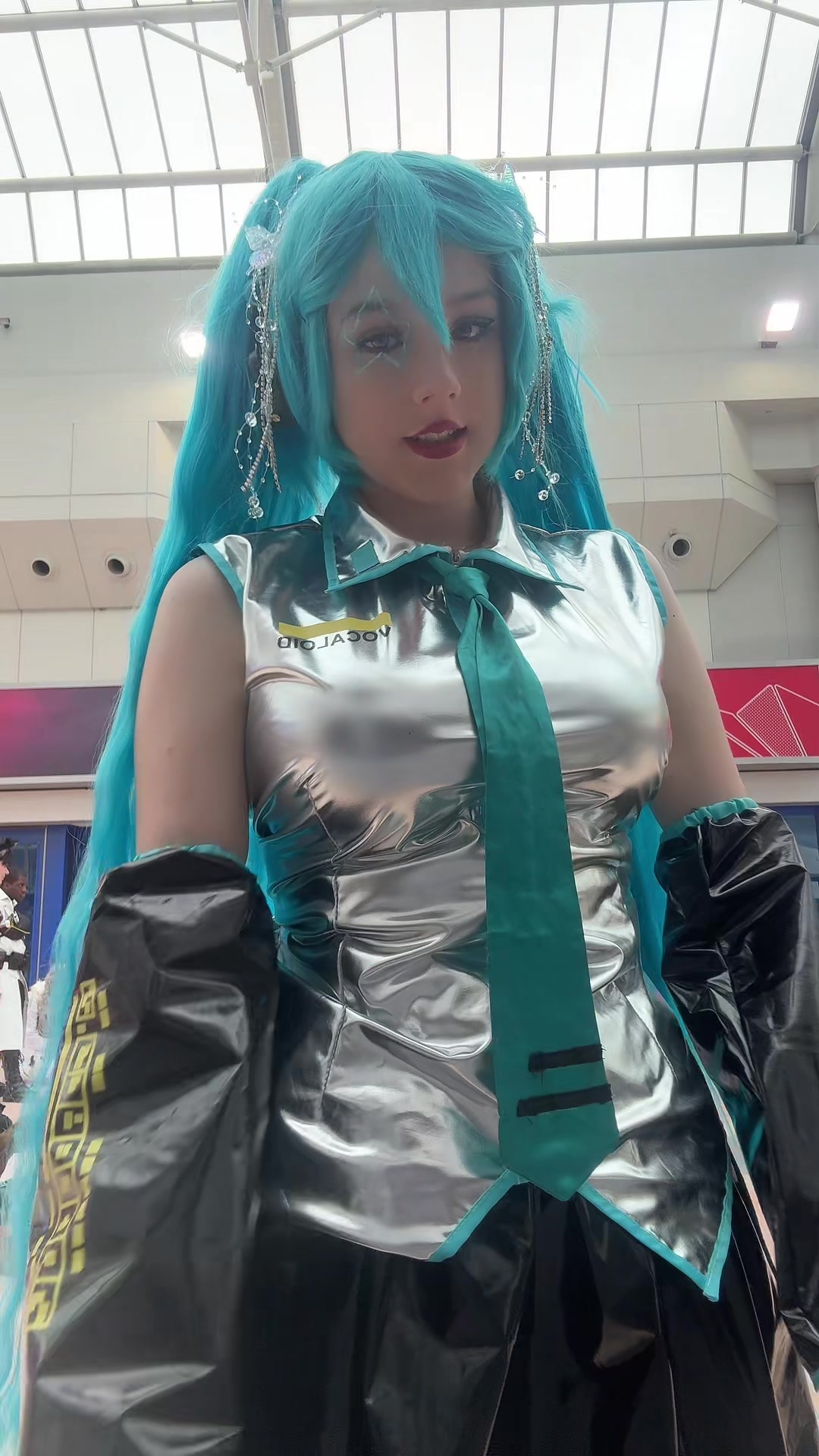 @<3