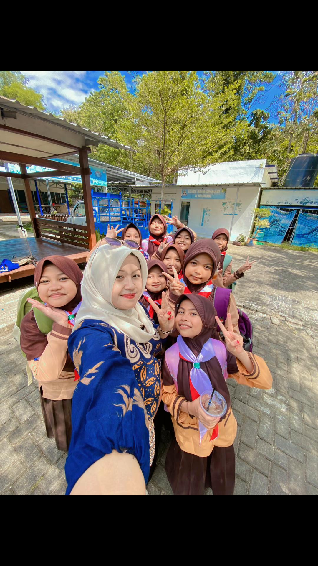 @Anissa Herdian
