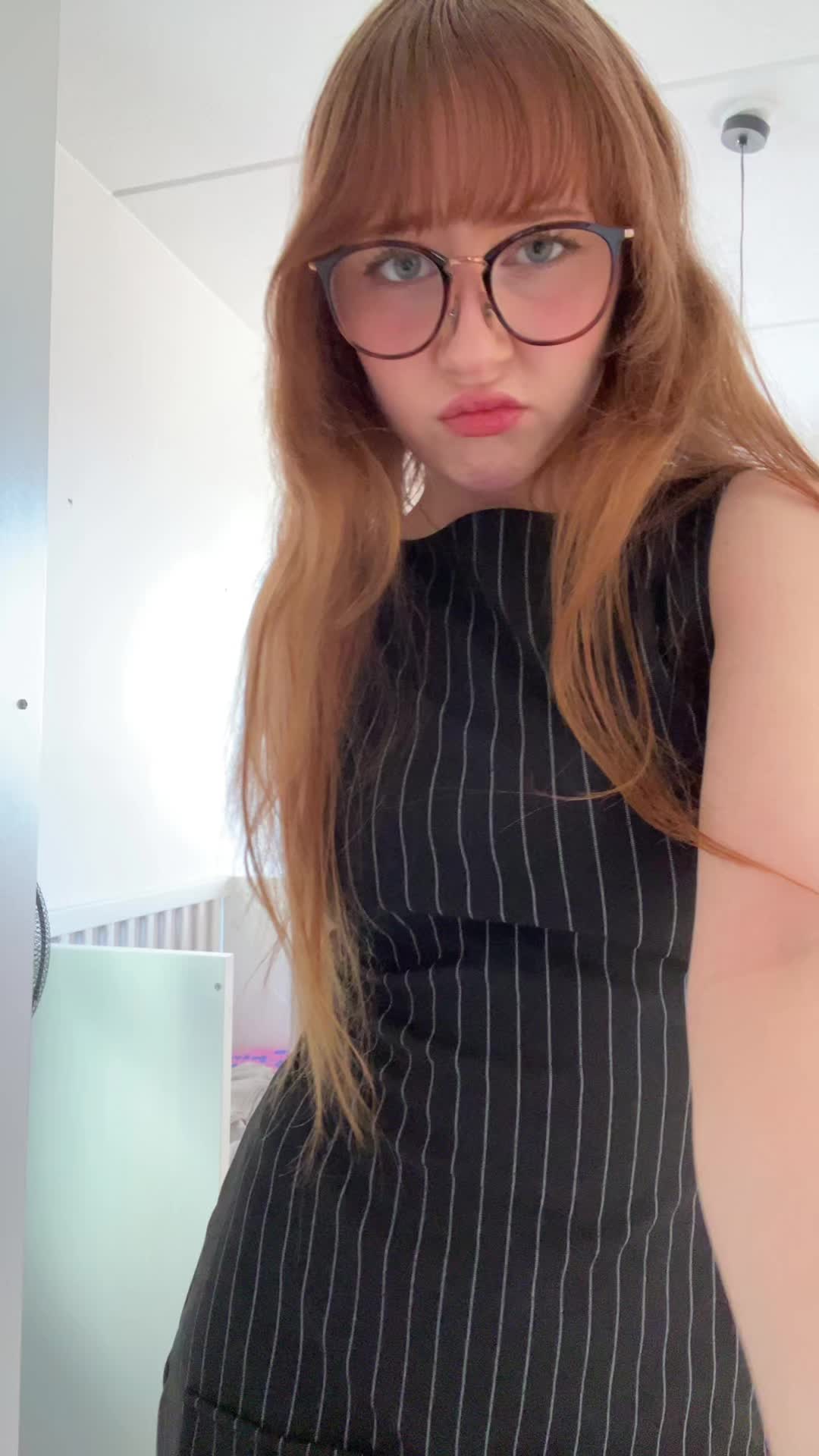 @Ella
