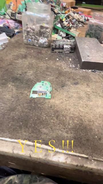 @Scrapaholic