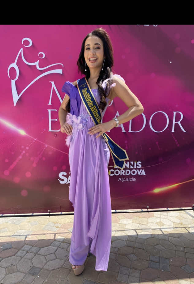 @RF Escuela De Misses 👑
