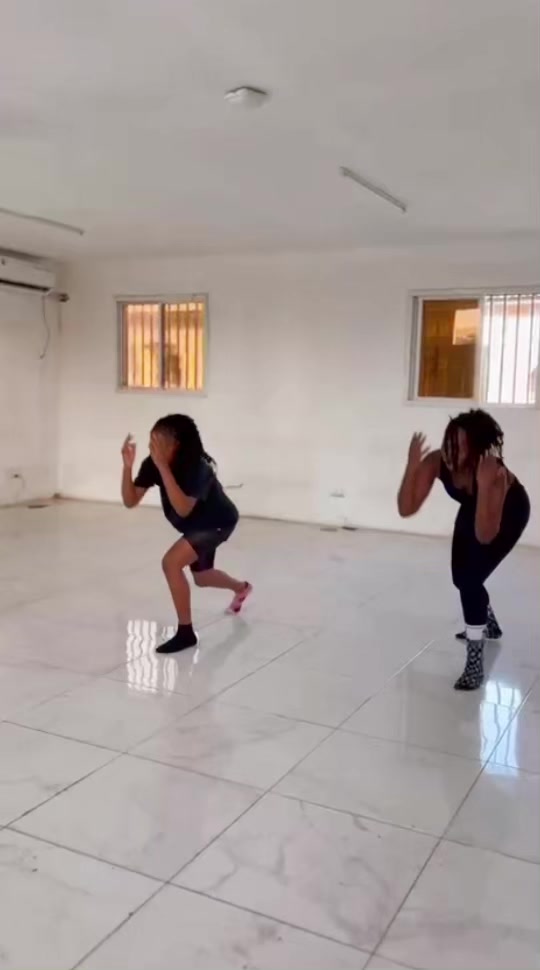 @queendija_official