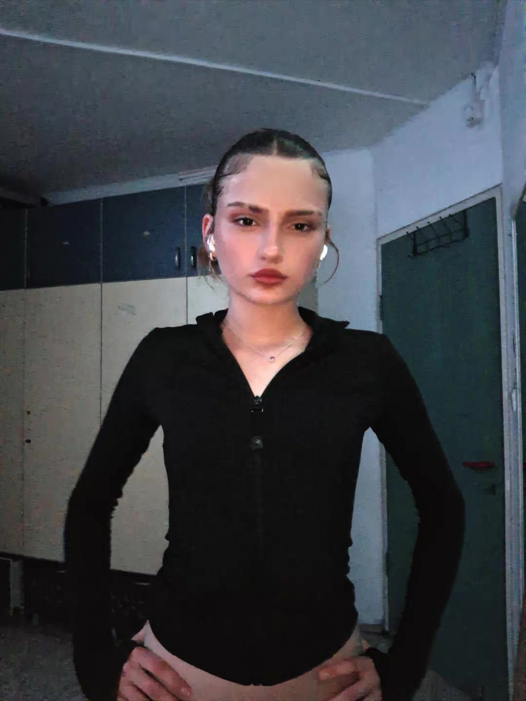 @โ
๐๐จ๐๐ฒ_๐๐ญ๐๐ซ๐ฌโ