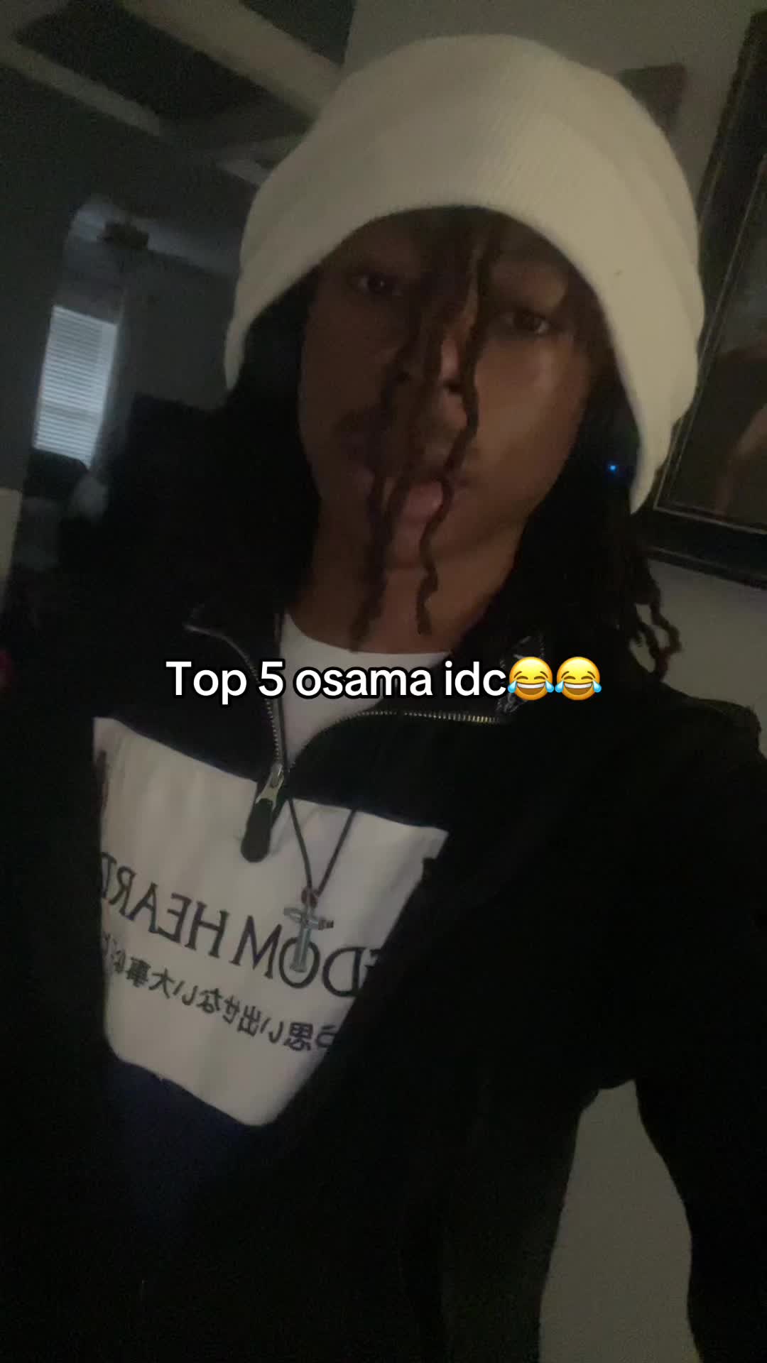 @🀥